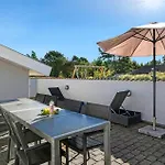 Pet Friendly Home In Blavand With Sauna Casa de Férias Blåvand