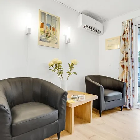 Prázdninový dům Awesome In With Kitchen *