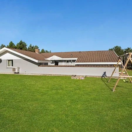 Casa de Férias Pet Friendly Home In Blavand With Sauna
